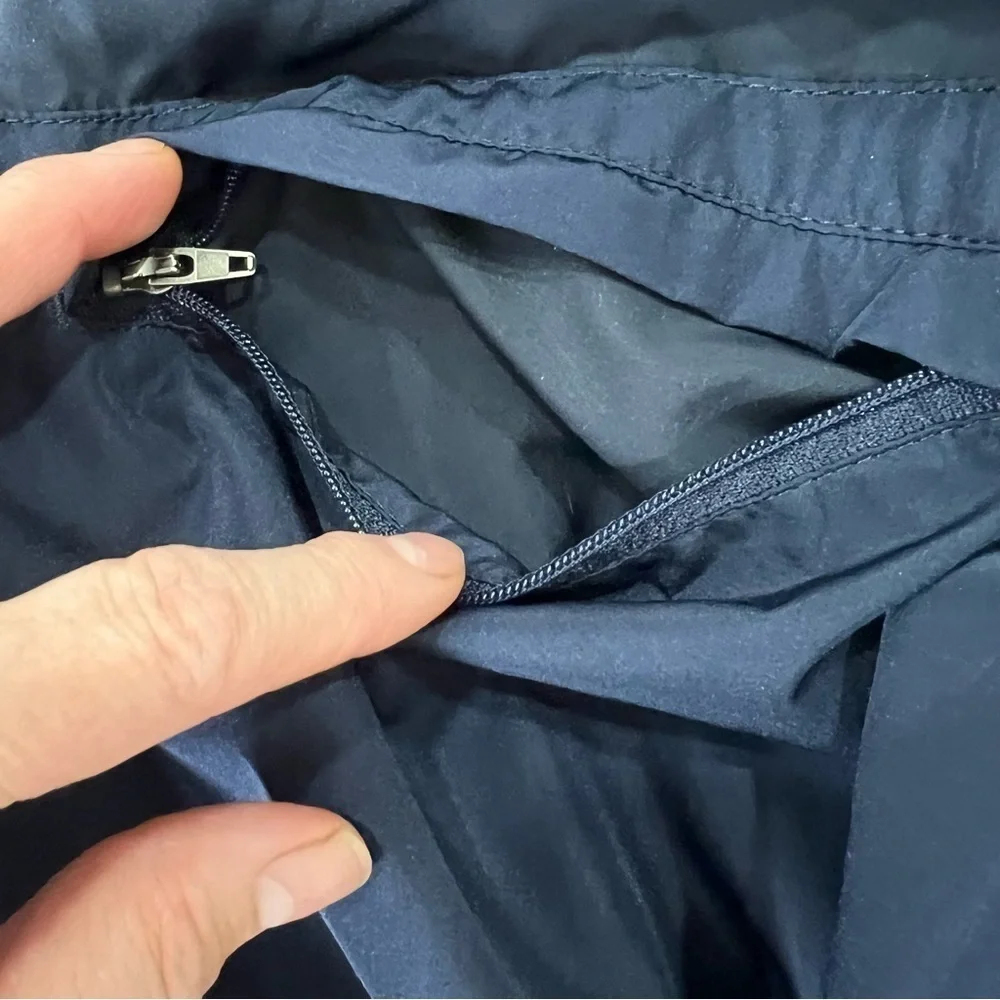 ! Eddie Bauer Wind Jacket